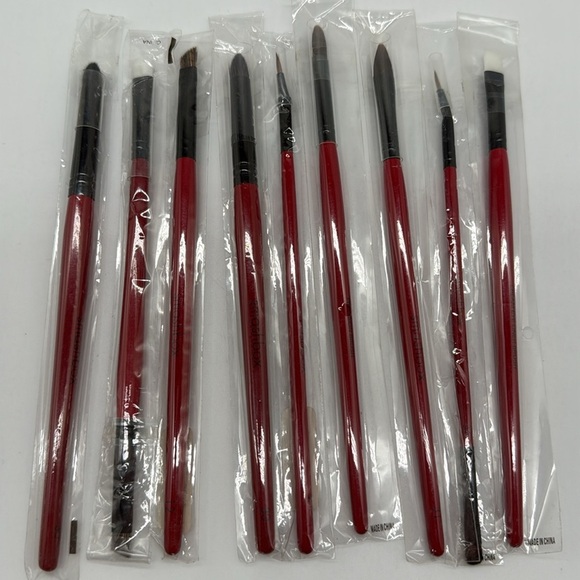 Smashbox Makeup Cosmetics Brushes Lot of Eight Brushes in Packaging - Picture 1 of 4